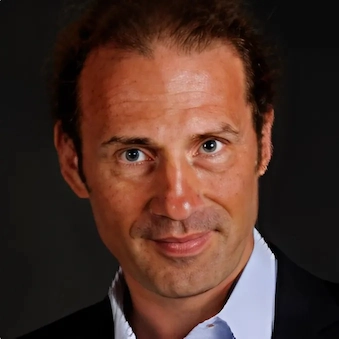 Vorstand Dr. Peter Dern