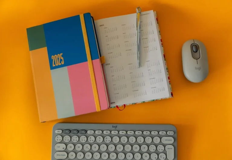 kalender 2025, tastatur